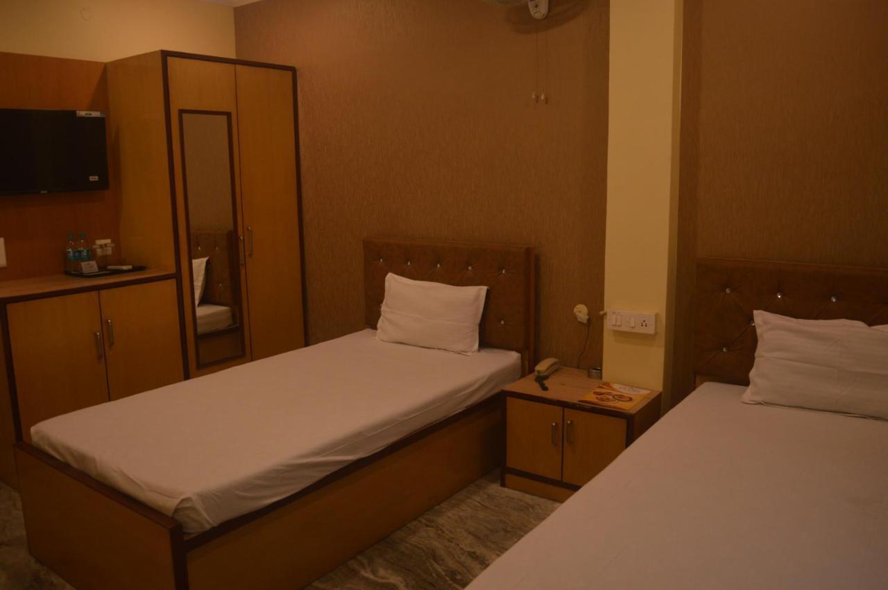Hotel Wb40 Durgāpur Exteriör bild